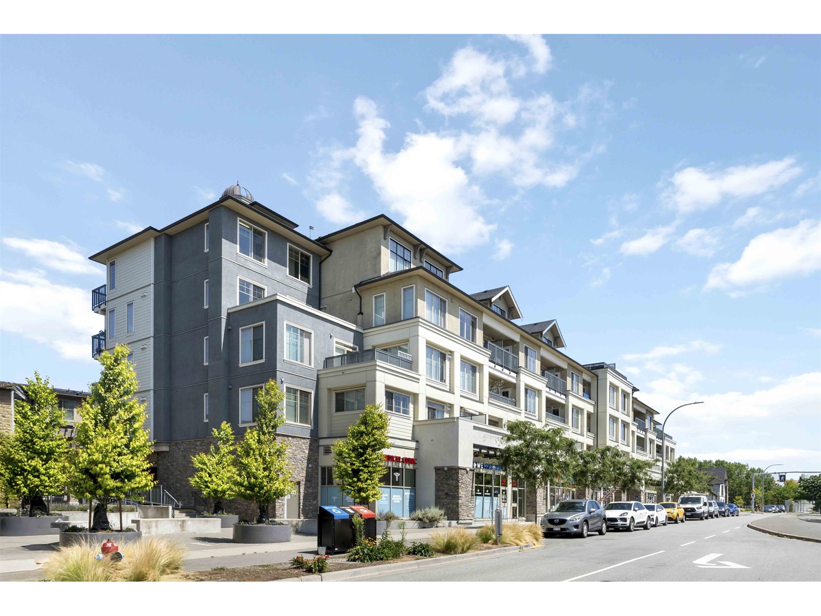 B115 20487 65 AVENUE