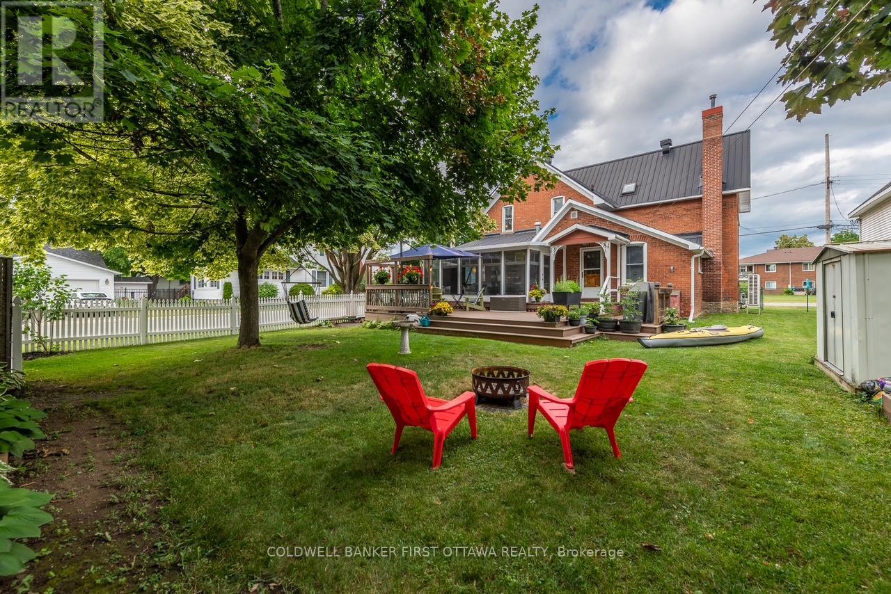 256 A&B FLORA STREET