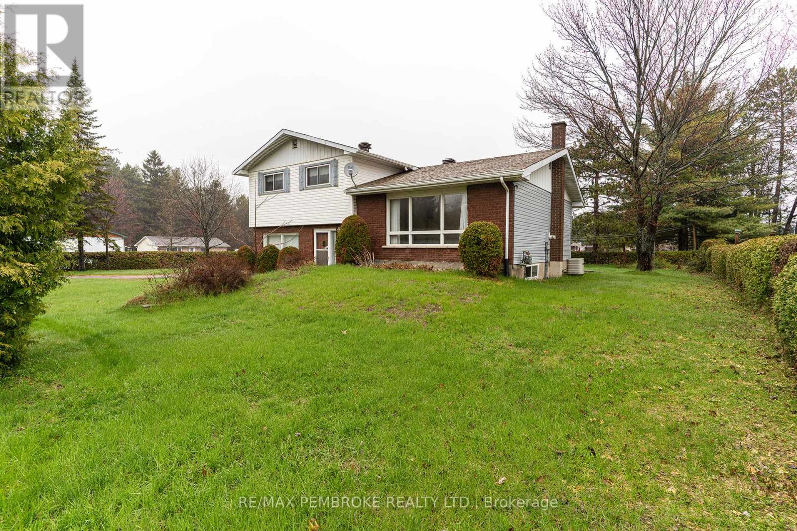 2 SILKE DRIVE