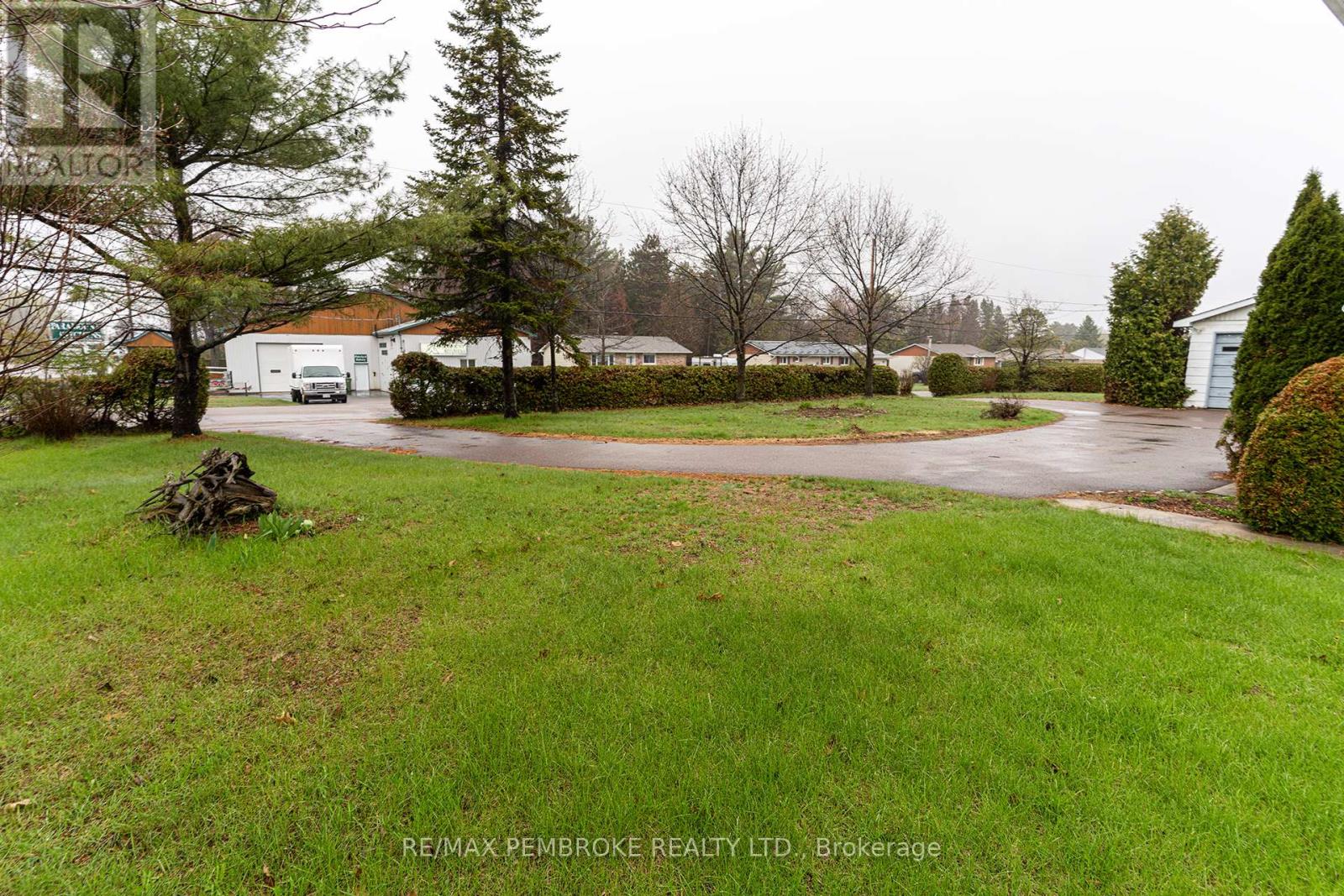 2 SILKE DRIVE