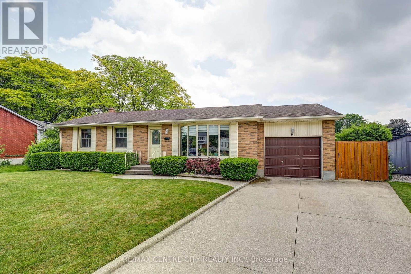 9 NORTHWOOD PLACE