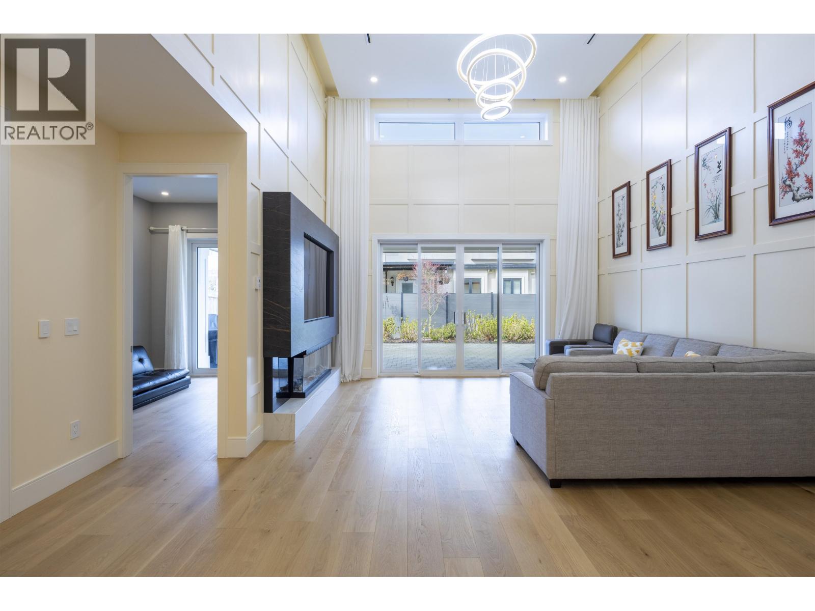 3311 SPRINGFORD AVENUE