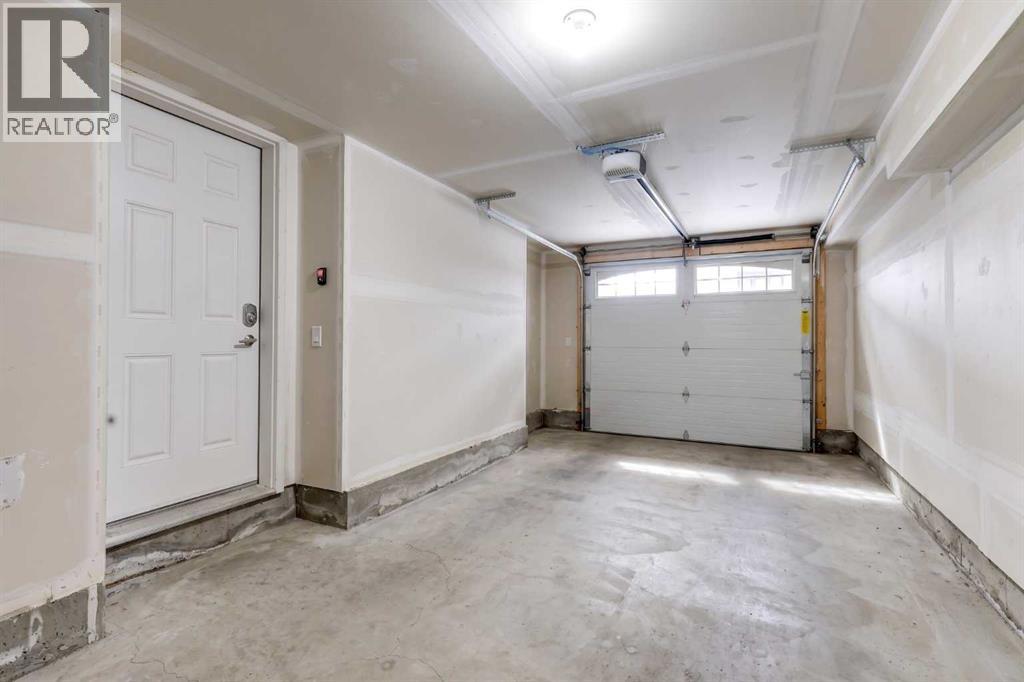 160 Windford Gardens SW