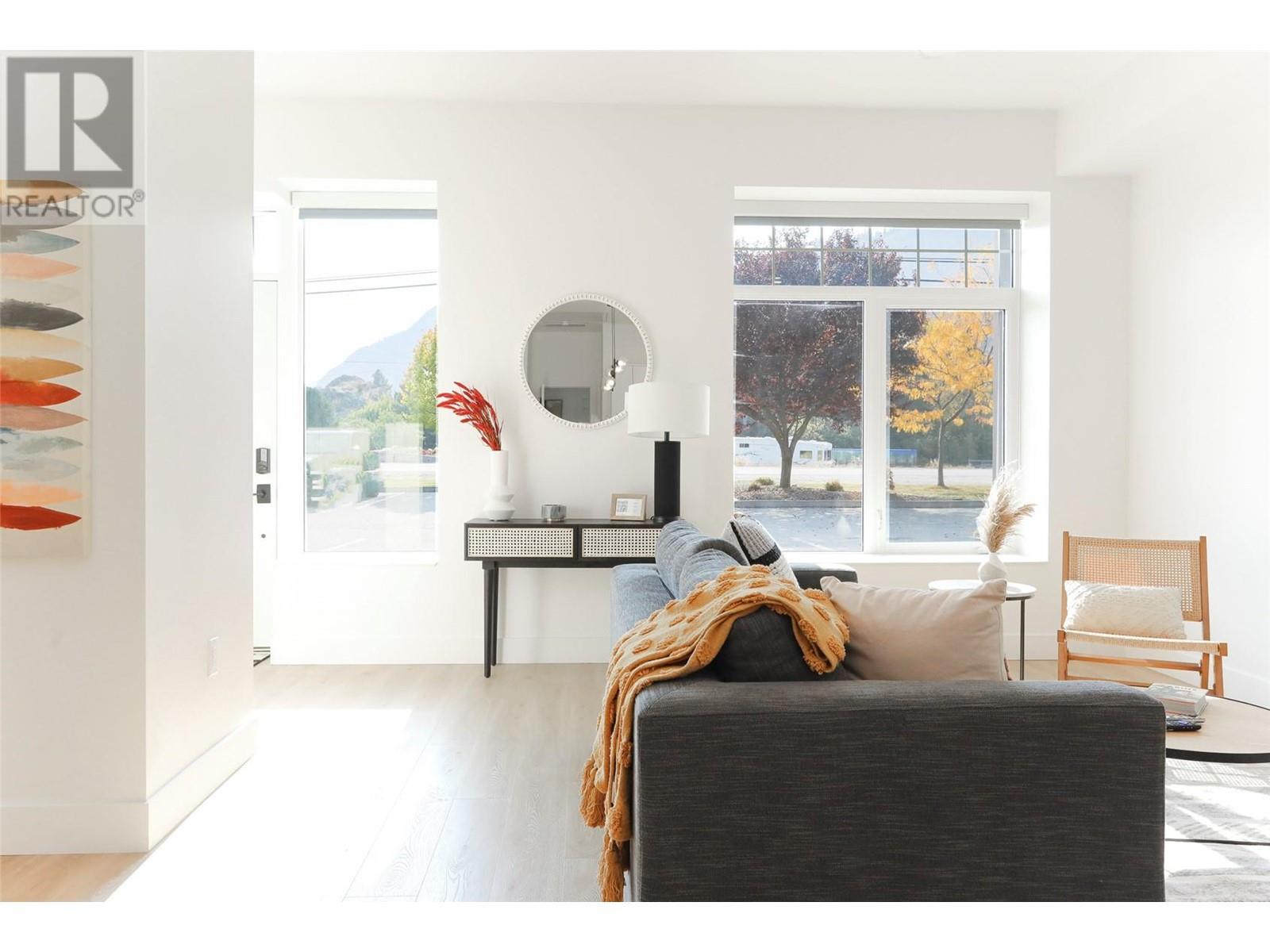 850 RAILWAY Lane Unit# 103