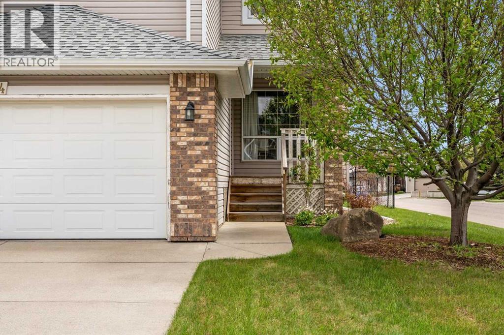 4 Citadel Meadow Court NW