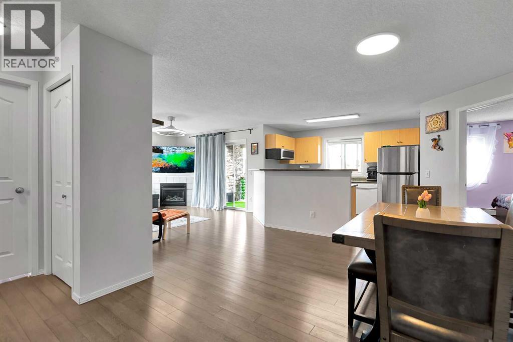 402, 5500 Somervale Court SW