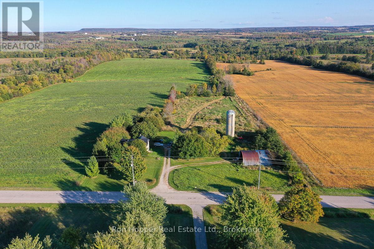 439629 SYDENHAM-LAKESHORE DRIVE