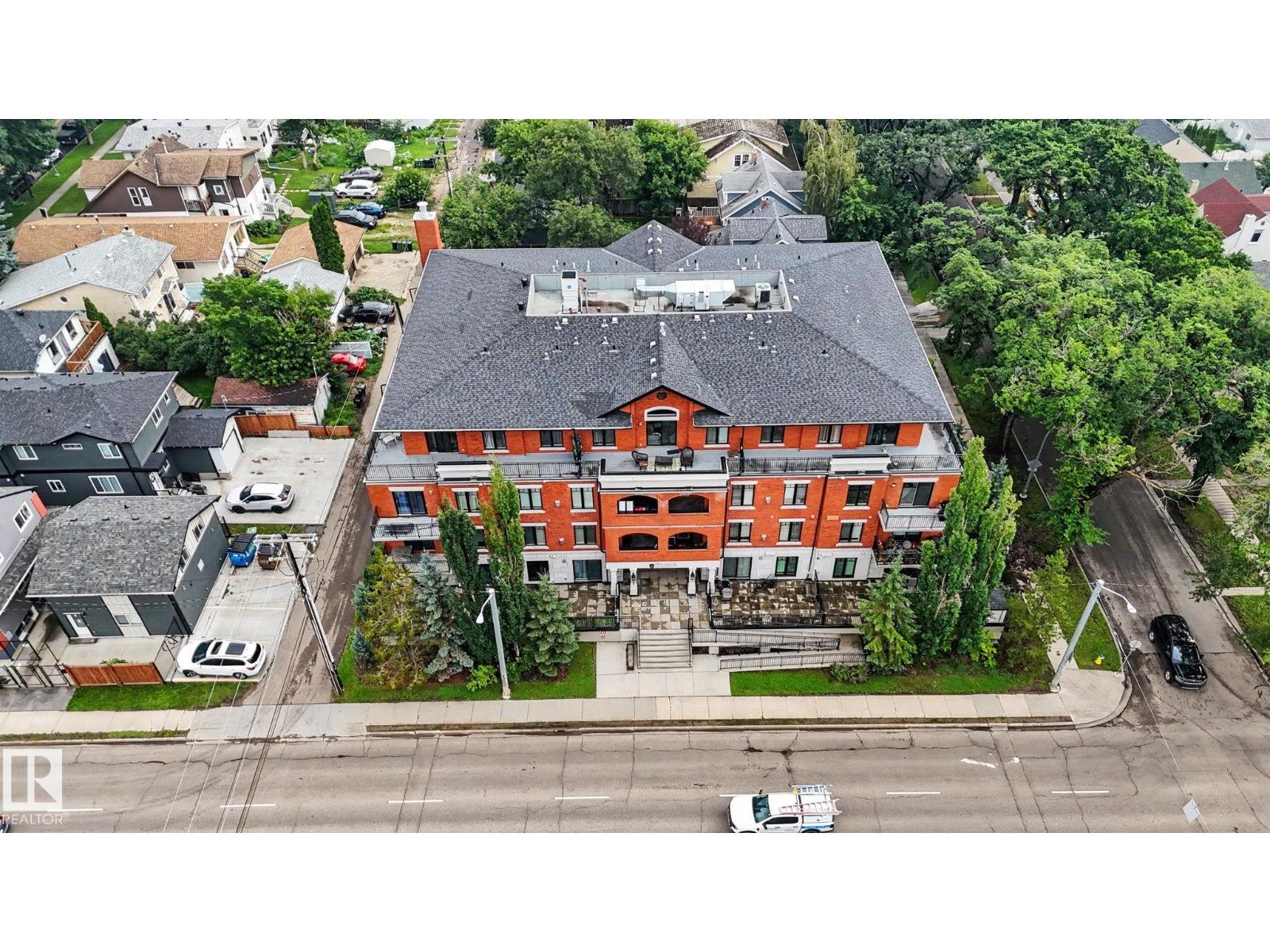 #307 7907 109 ST NW