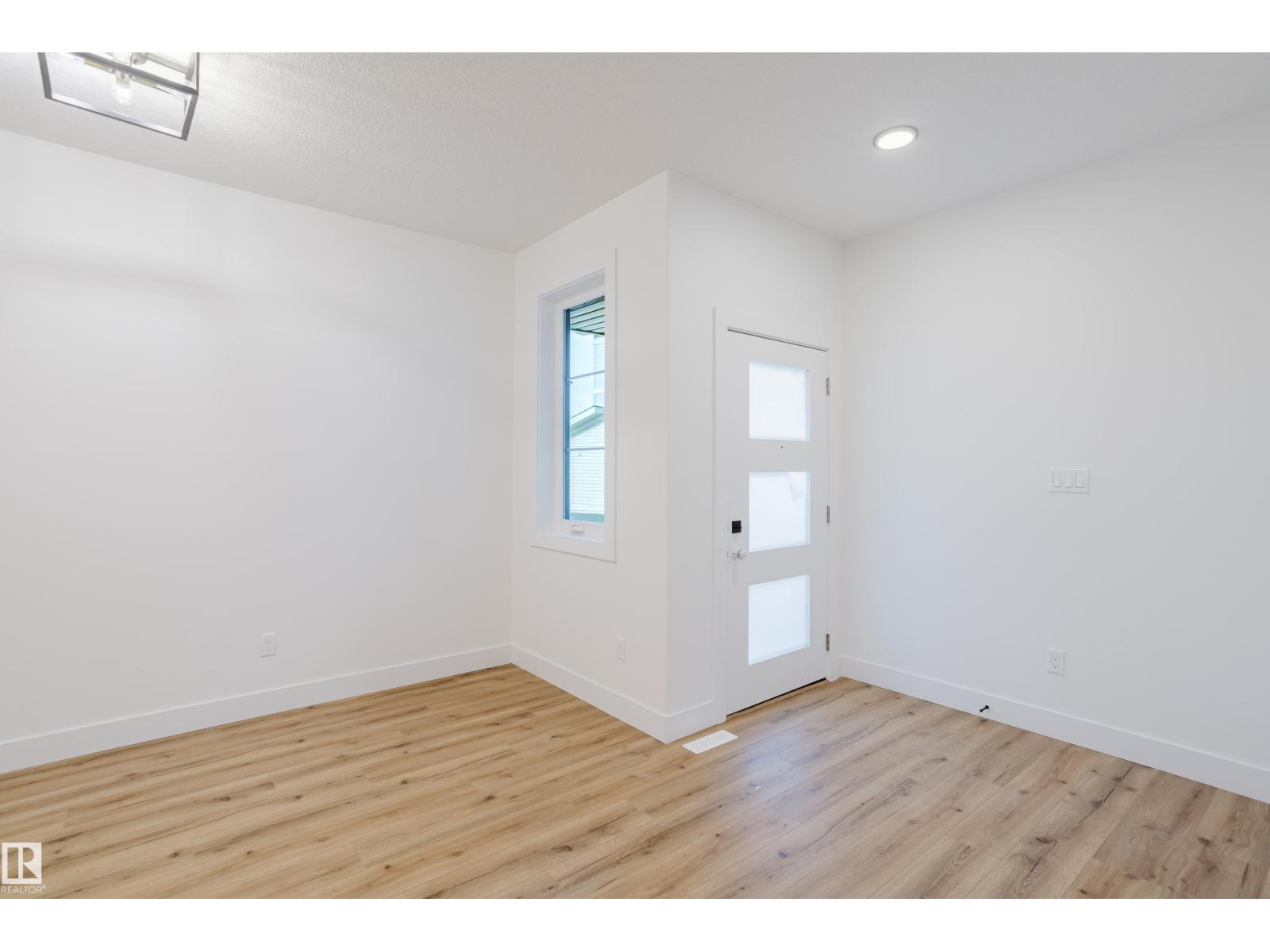 713 ELDERBERRY CL NW