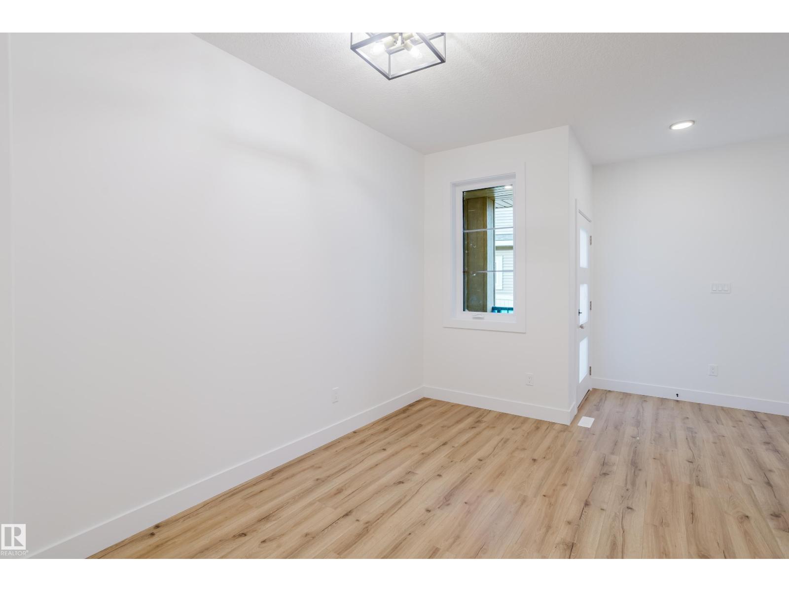 713 ELDERBERRY CL NW