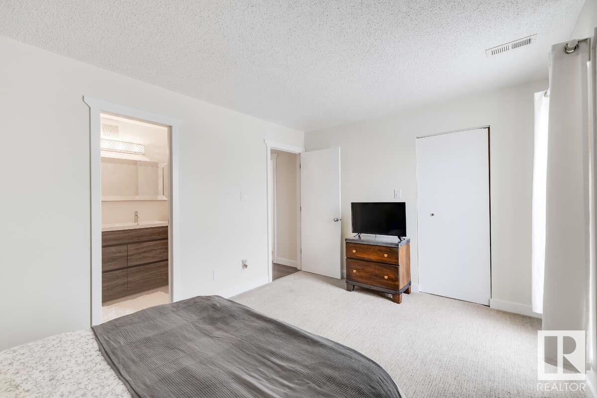2306 151 AV NW