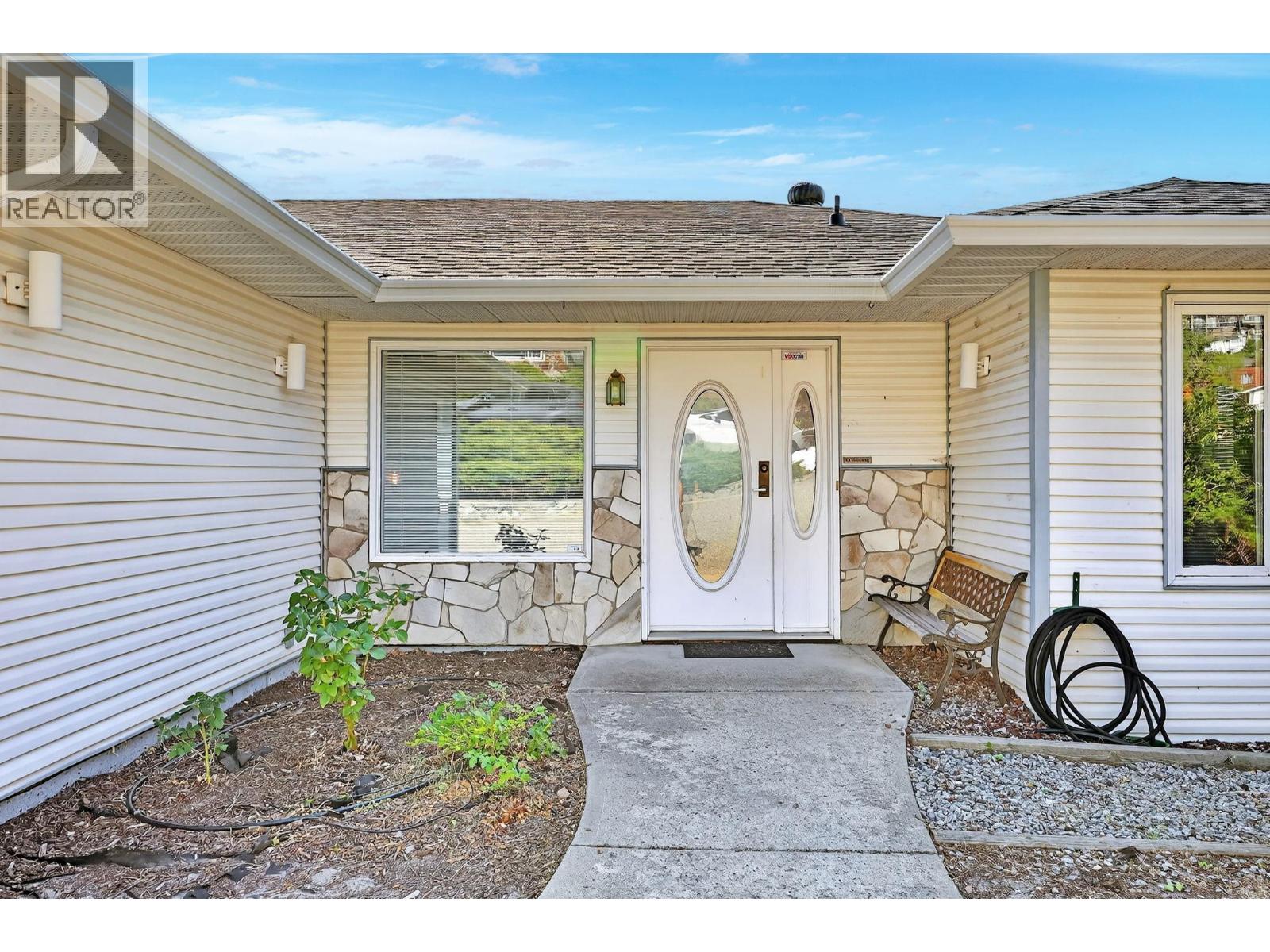 3715 Lornell Crescent