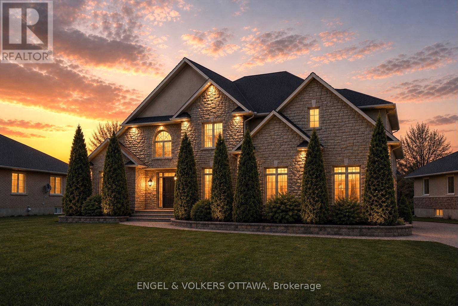 6842 SOUTH VILLAGE DRIVE