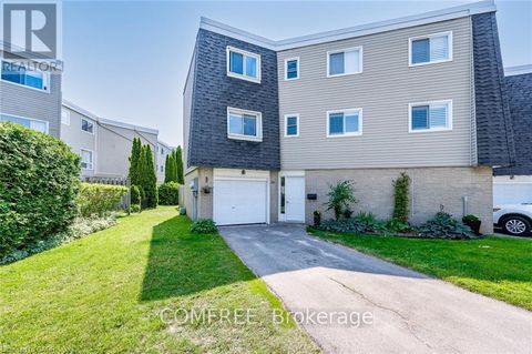 26 - 60 ELMSDALE DRIVE Kitchener ON N2E2G4