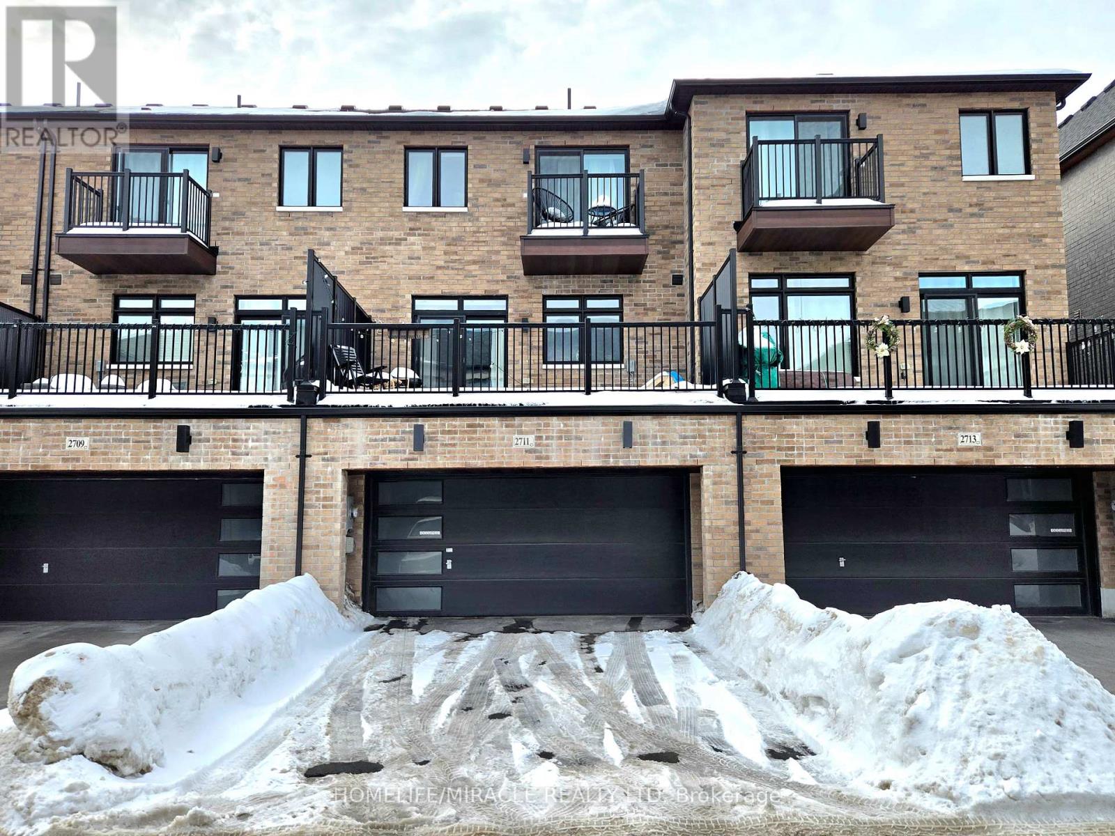 2711 PETER MATTHEWS DRIVE