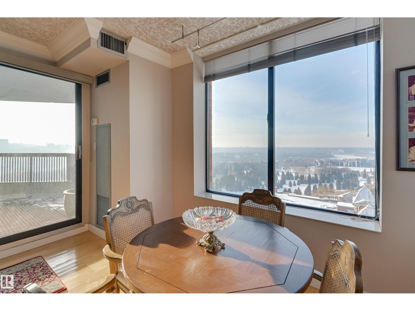 #1102 11503 100 AV NW