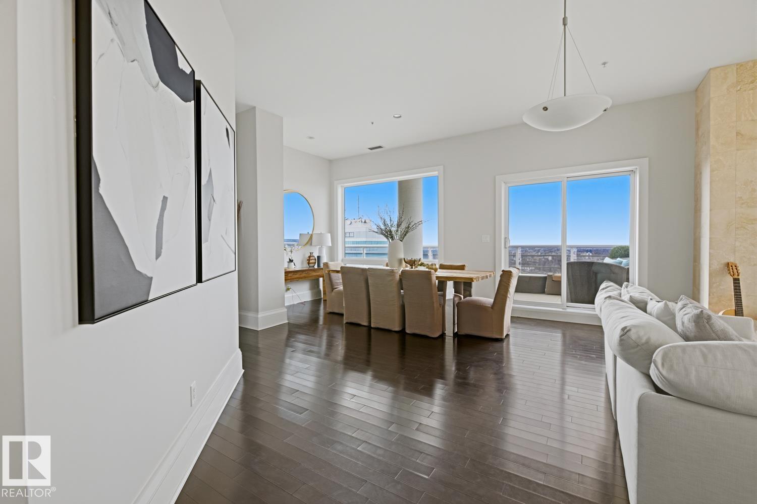 #3502 10152 104 ST NW