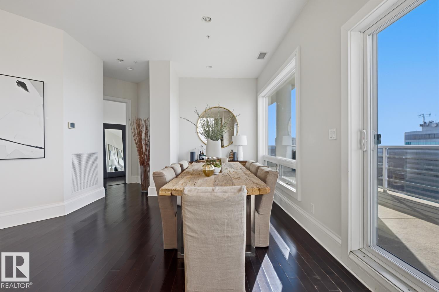 #3502 10152 104 ST NW