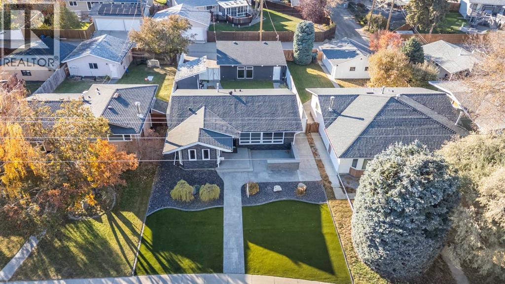 10012 Willowview Road SE