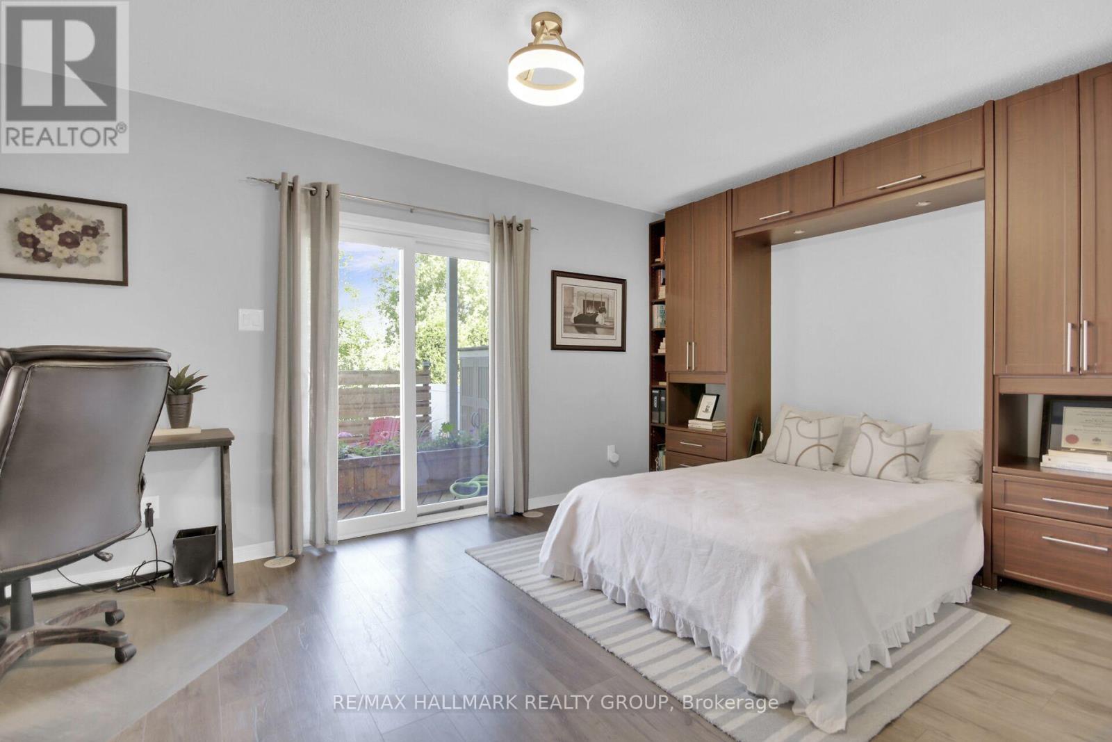303 MOSAIC PRIVATE