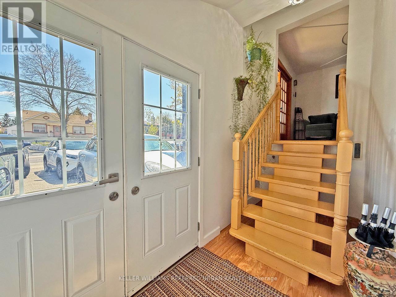 6 ELMHURST DRIVE