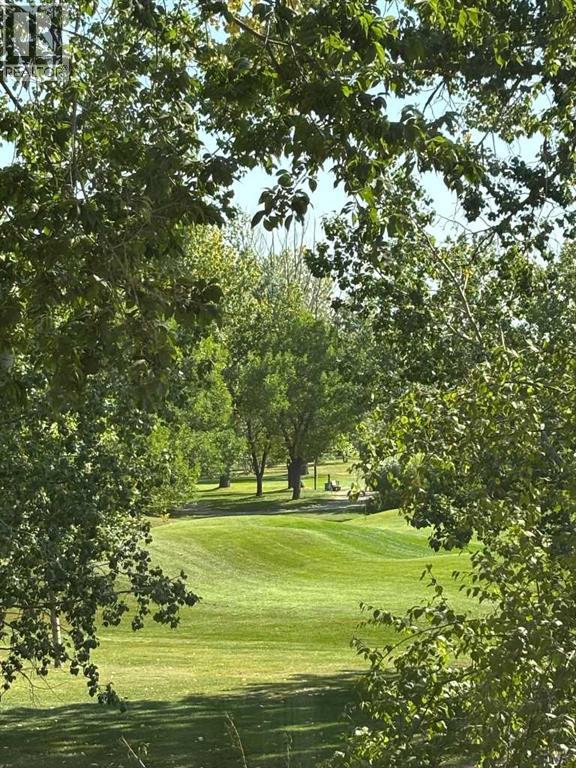 7204, 14 Hemlock Crescent SW