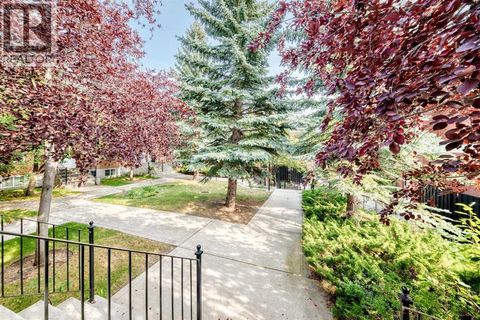 84 Inverness Square SE Calgary AB T2Z2Z2