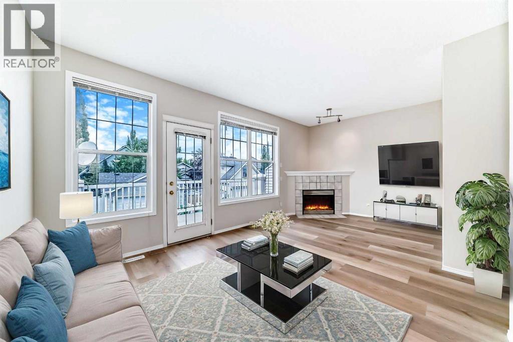 84 Inverness Square SE