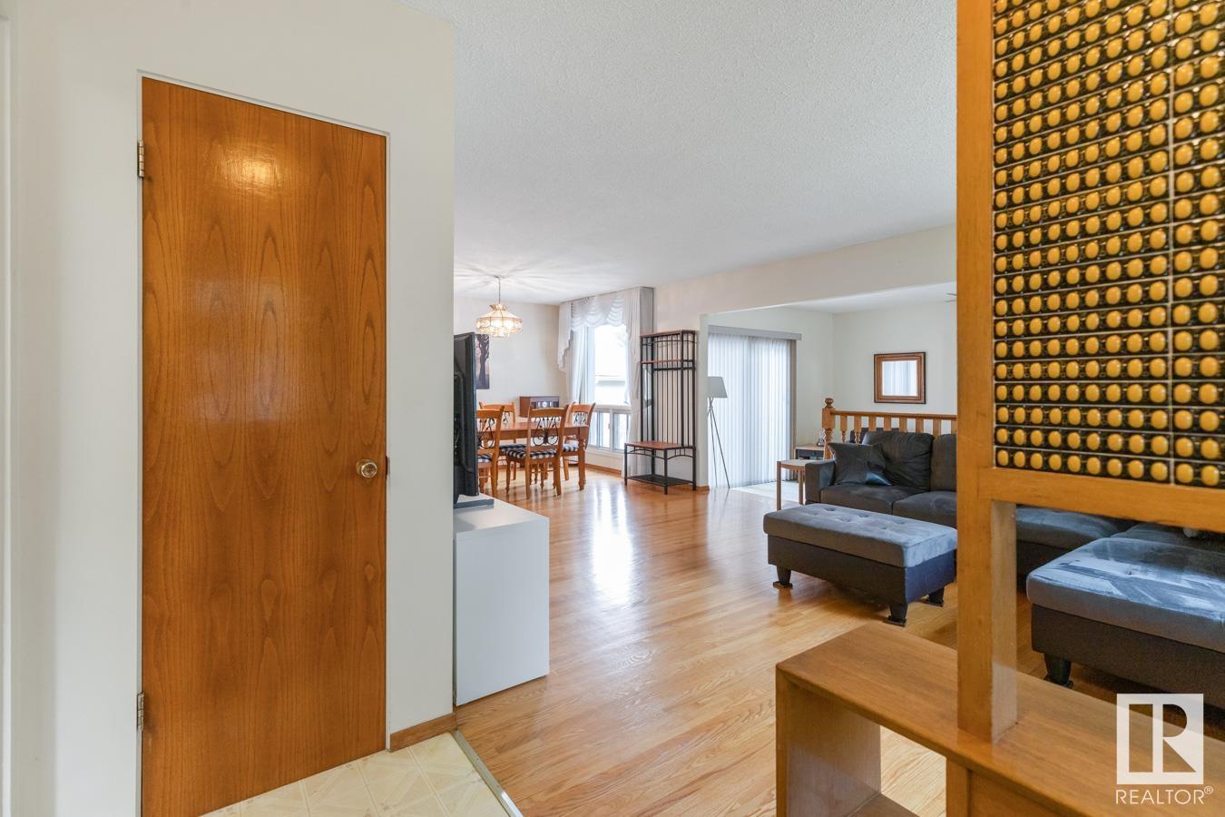 16443 104A AV NW