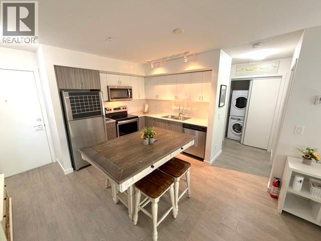 725 Academy Way Unit# 211