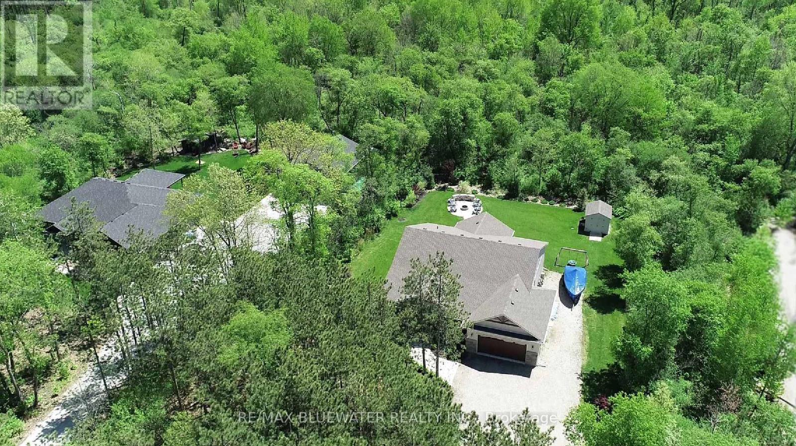 8437 GOOSEMARSH LINE