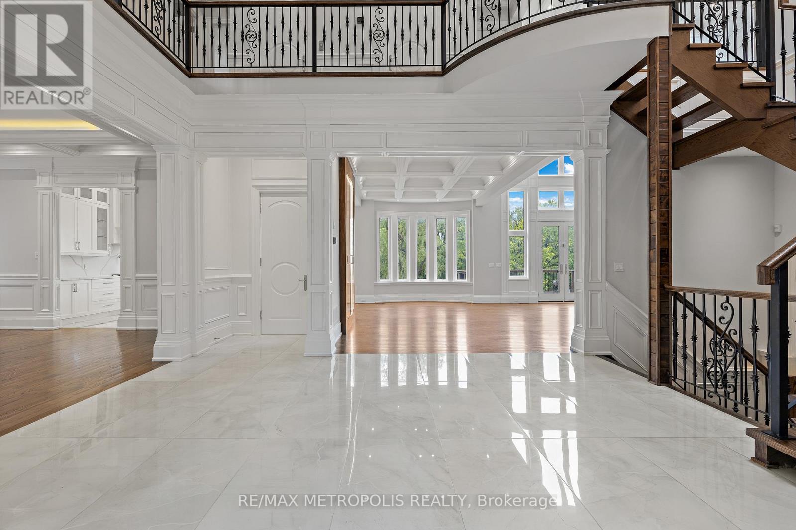2 POPLAR DRIVE