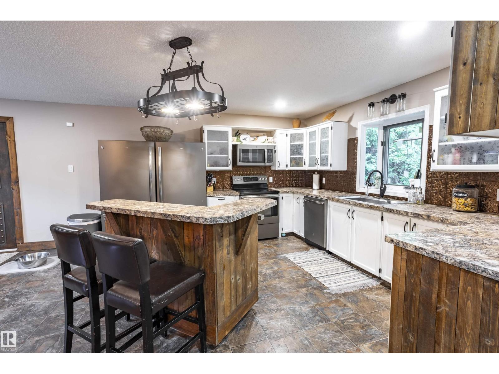 #9 51526 RGE ROAD 273