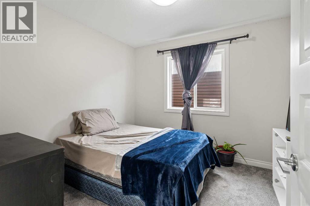 33 Homestead Crescent NE