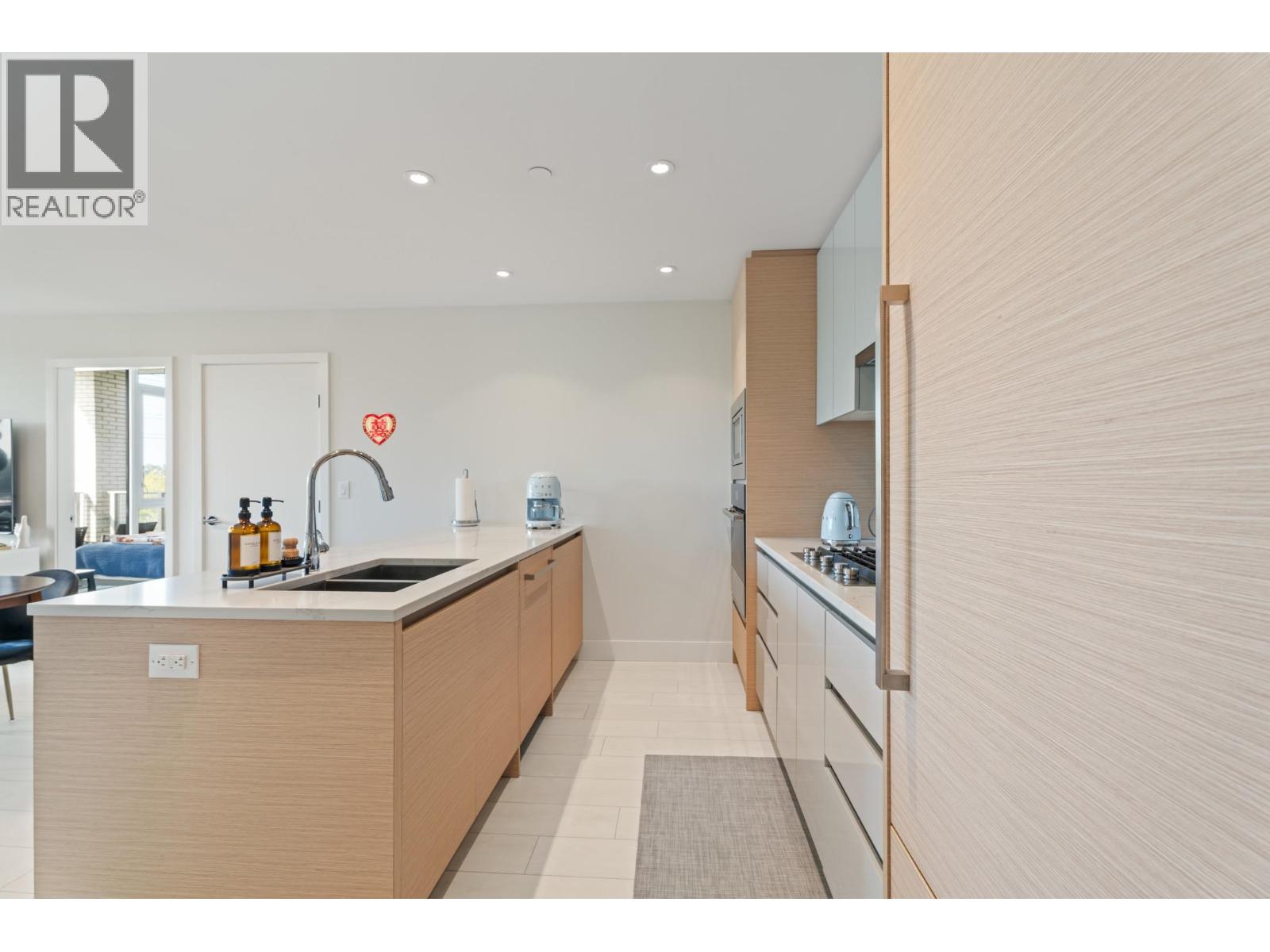 360 8575 RIVERGRASS DRIVE