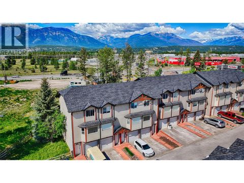 200 BLACK FOREST Trail Unit# 701 Invermere BC V0A1K2