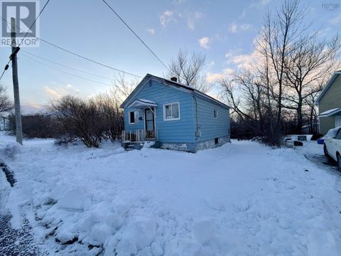 385 Gibbon Street New Waterford NS B1H3N3