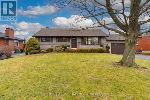 5 MONTCALM STREET N St. Thomas ON N5P2C1