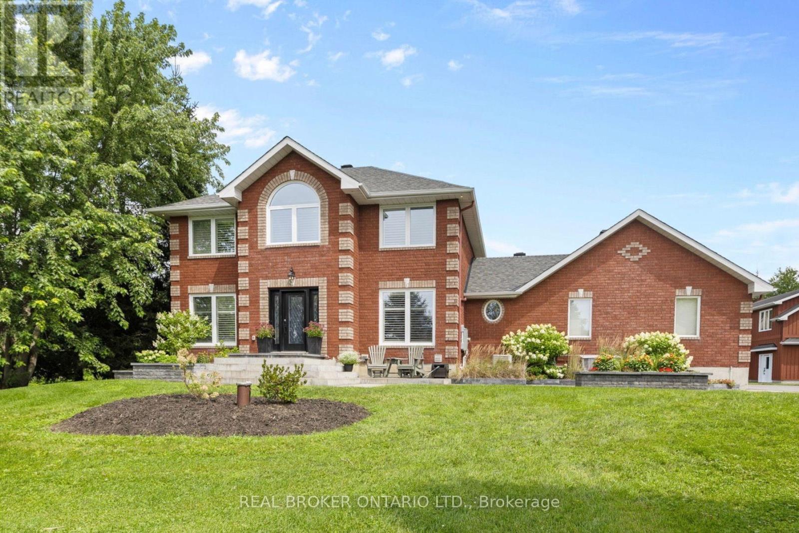 27 GARRISON DRIVE