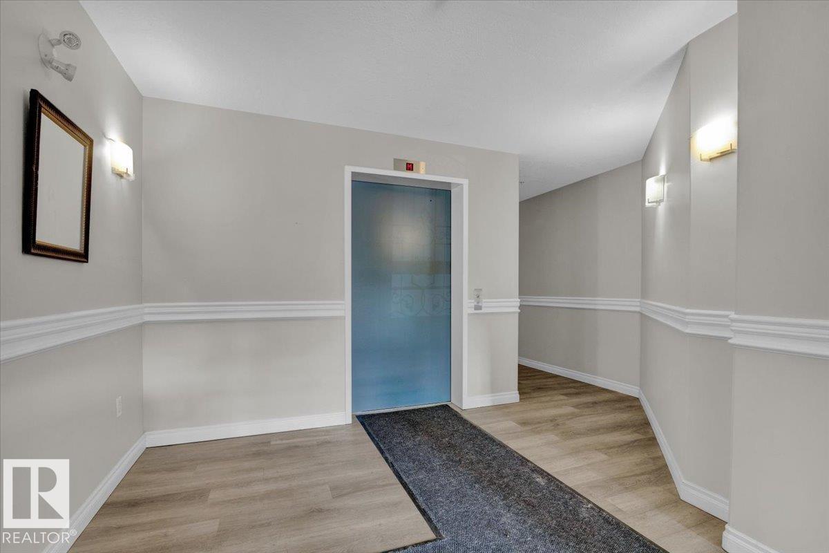 #207 9739 92 ST NW