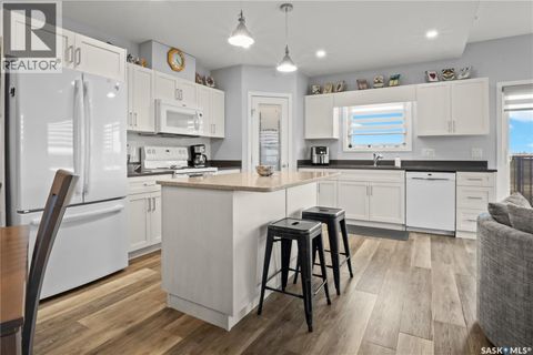 304 131 Beaudry CRESCENT Martensville SK S0K2T1
