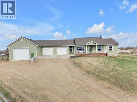 1 -251061 Township Road 431A Rural Ponoka County AB T4J1R1