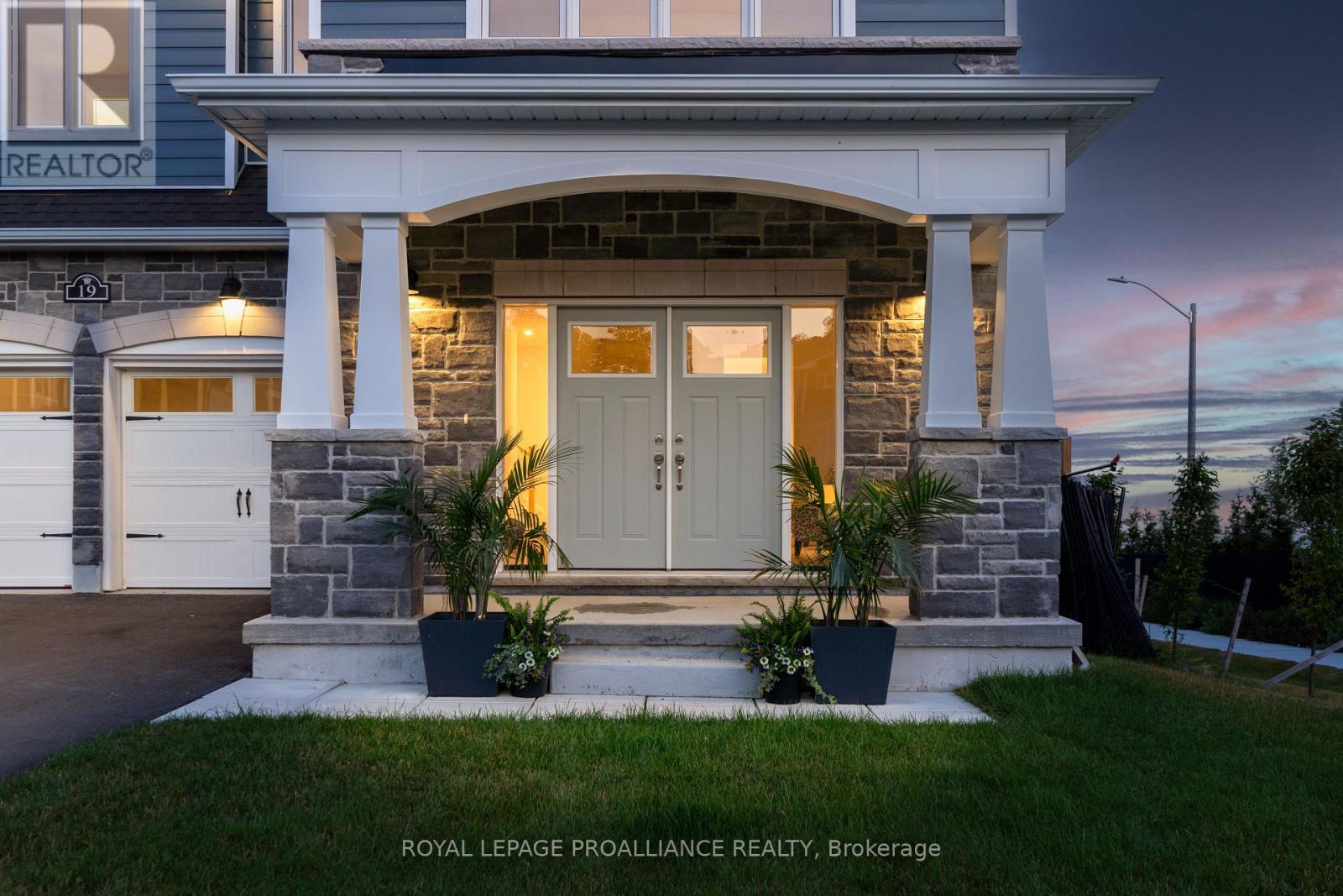 19 TWELVE TREES COURT