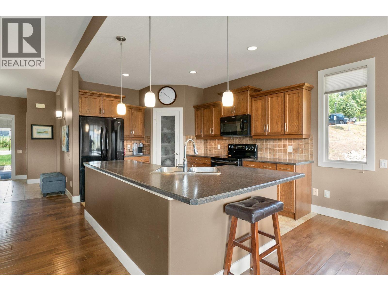 2421 Glacier Court Unit# 21