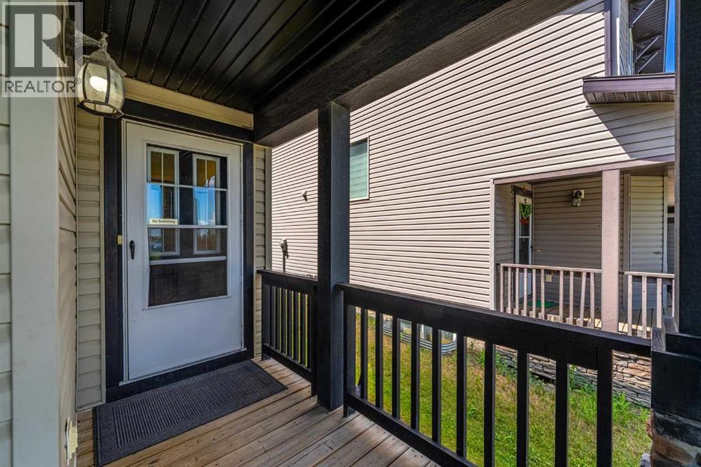 15 Panora Square NW