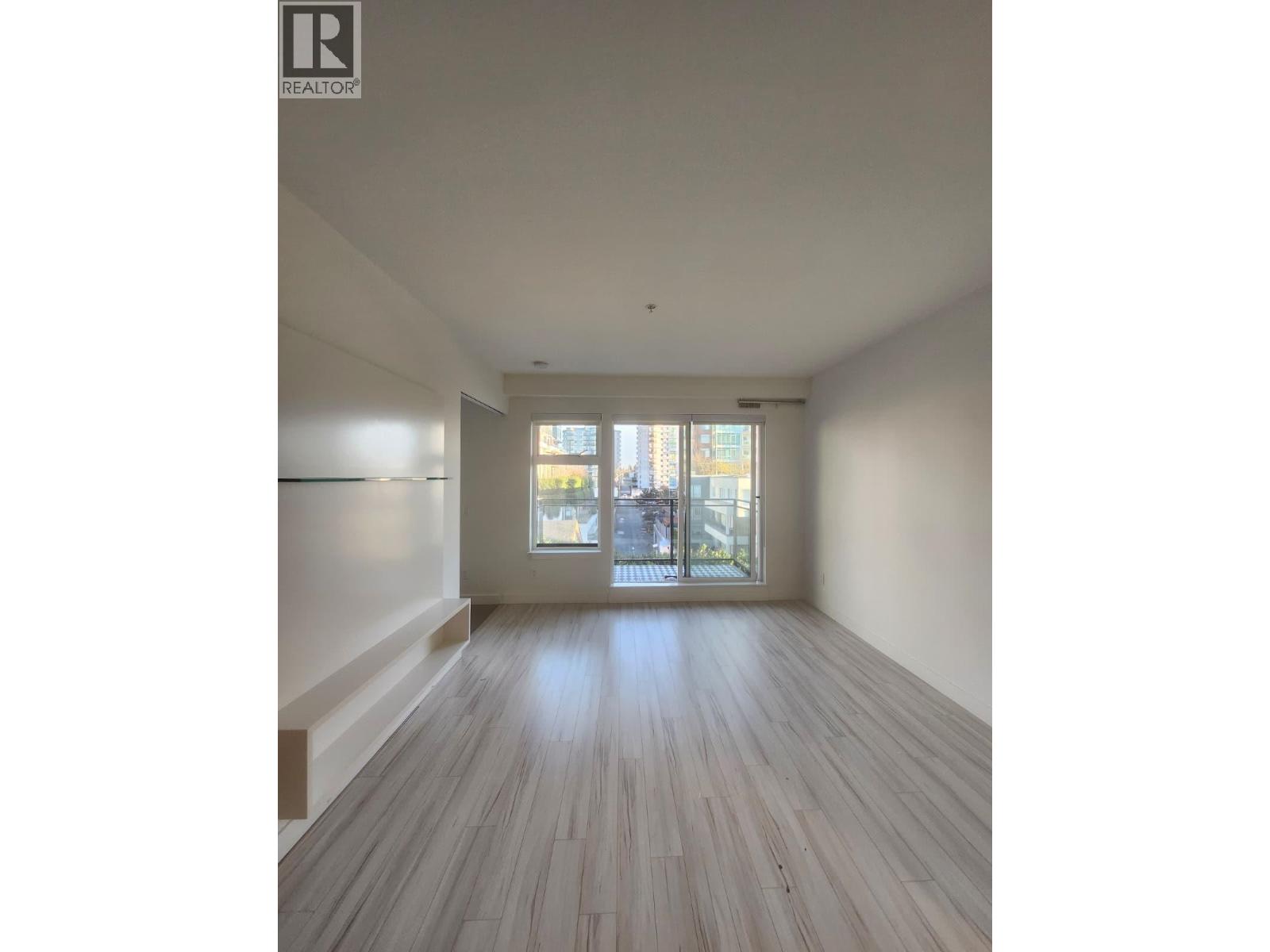 313 111 E 3RD STREET