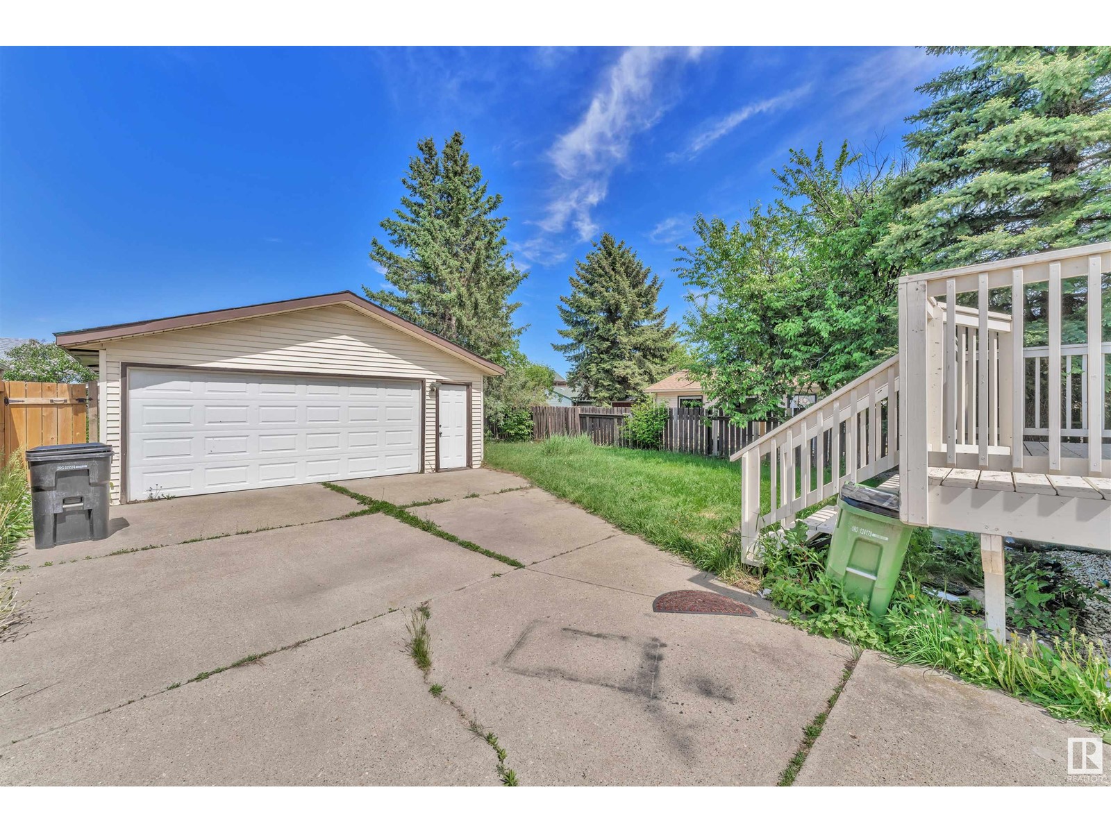 3552 12A AV NW
