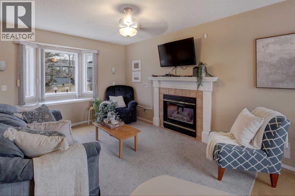 135 Coverdale Court NE