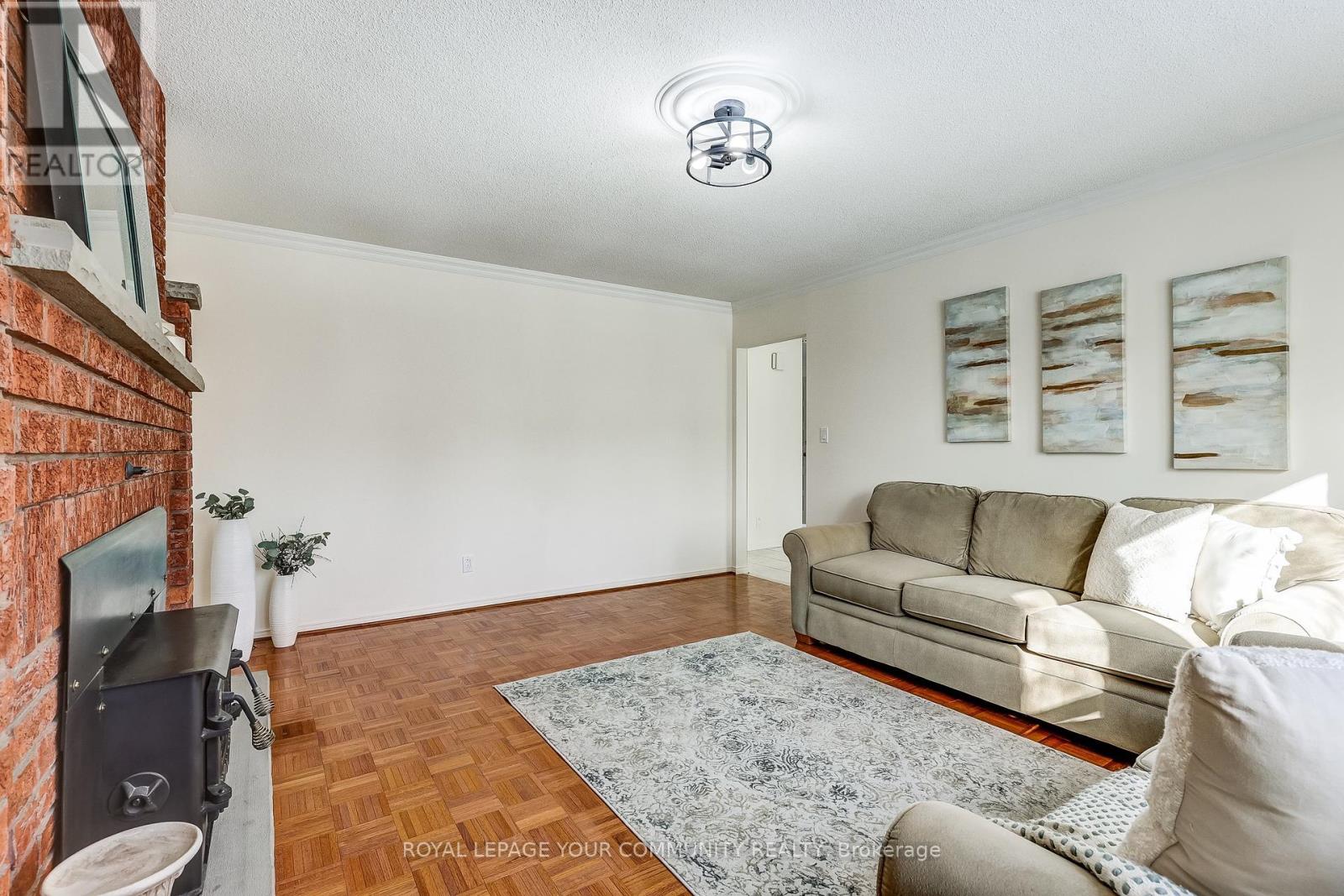 37 MACKAY DRIVE