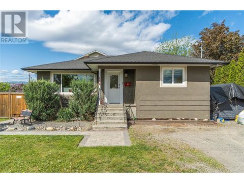 862 DESMOND Street Kamloops BC V2B5K5